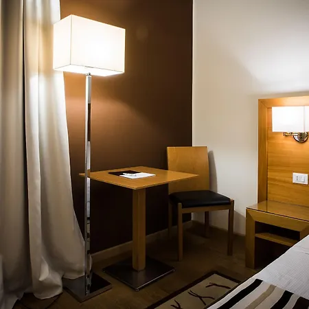 Sardegna - & Restaurant 4* קליארי