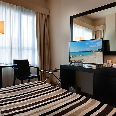 מלון Sardegna - & Restaurant 4*