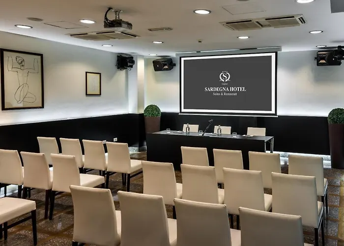 Sardegna - & Restaurant Отель 4*