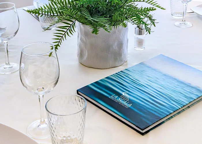 Sardegna - & Restaurant Отель 4*